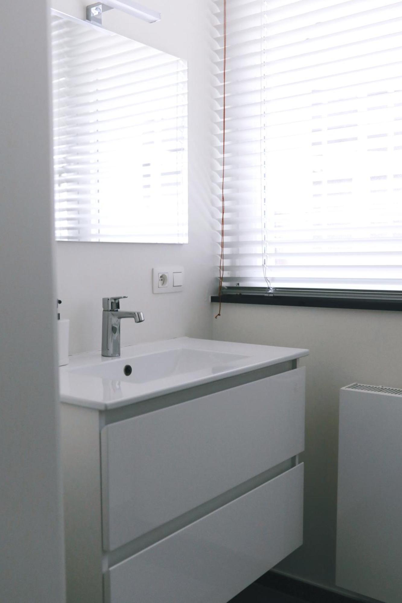 Luxury 2 Bedroom - Antwerp City Centre Buitenkant foto